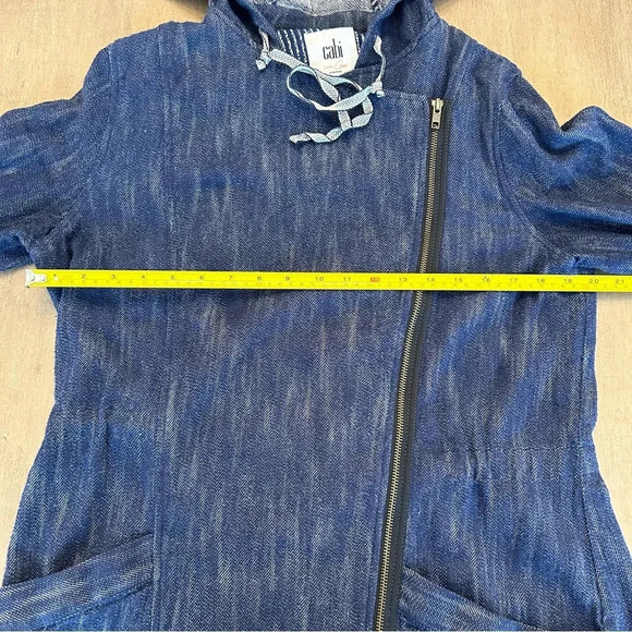 Cabi Adventure Anorak Hooded Denim Jacket Medium Wash Size M 100% Cotton - Picture 9 of 10